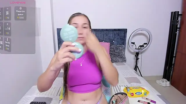 Iris love18 online show from September 13, 4:29 pm