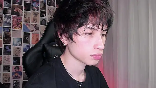 Snapshot of liamelf chatting on October 17, 5:54 am liamelf online show from October 17, 5:54 am