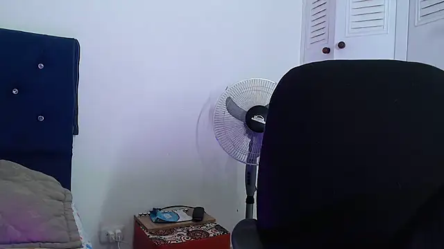 Chanel 87xxx online show from February 20, 9:33 am