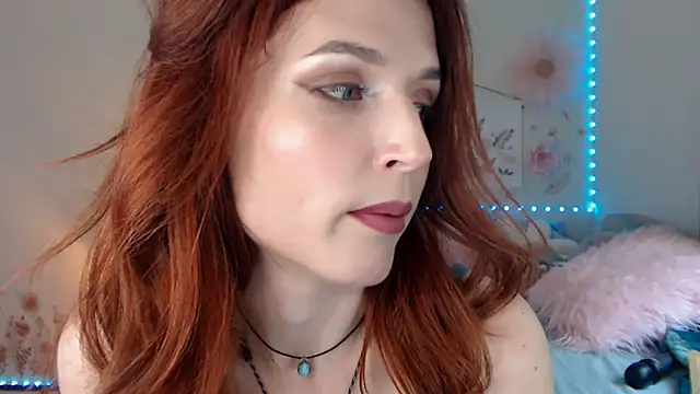 Poisson Eva online show from June 16, 9:28 pm