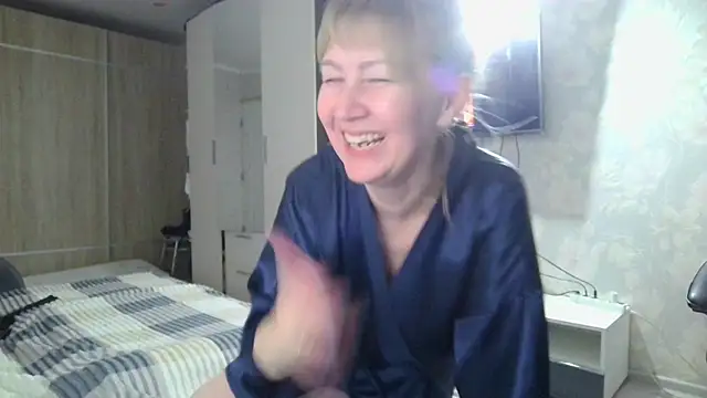 WindChristy online show from April 30, 8:57 pm