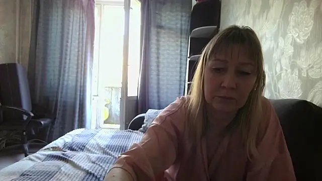 WindChristy online show from May 4, 9:27 am