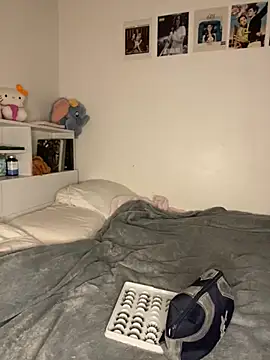 Snapshot of milkyhonybaby chatting on September 25, 1:15 pm milkyhonybaby online show from September 25, 1:15 pm