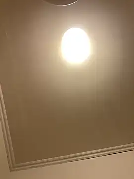 Snapshot of milkyhonybaby chatting on October 28, 9:28 pm milkyhonybaby online show from October 28, 9:28 pm