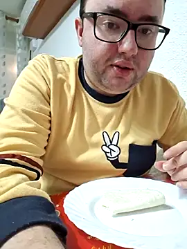 Javier bear online show from March 15, 11:11 pm