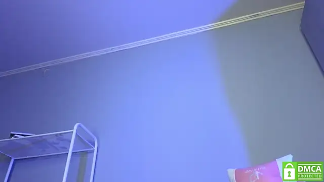 Snapshot of mollymila chatting on December 14, 1:49 pm mollymila online show from December 14, 1:49 pm