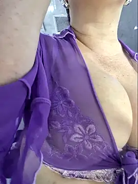 laura bassi online show from March 6, 3:36 am