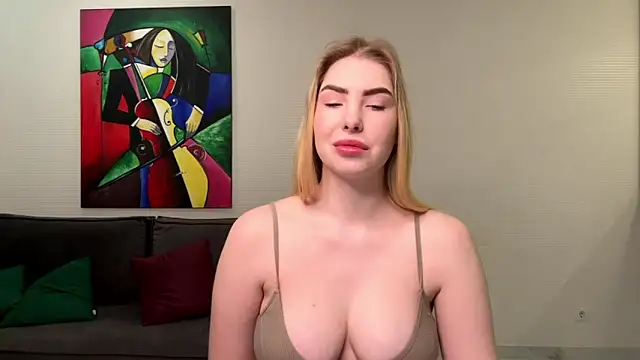 DannaCelisss online show from December 9, 1:45 pm