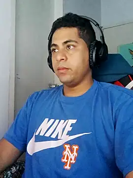 Snapshot of ElferXXX chatting on February 21, 3:45 am ElferXXX online show from February 21, 3:45 am