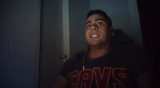 Snapshot of ElferXXX chatting on February 26, 4:25 am ElferXXX online show from February 26, 4:25 am