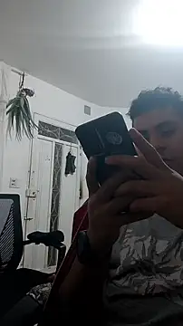 Snapshot of ElferXXX chatting on June 18, 2:12 am ElferXXX online show from June 18, 2:12 am