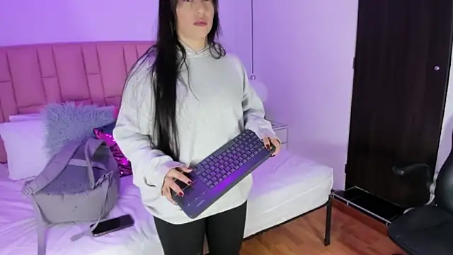 victoria cooper3 online show from January 14, 11:49 am