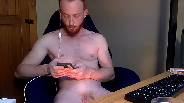 Snapshot of Smoker_Ginger chatting on September 26, 1:37 pm Smoker Ginger online show from September 26, 1:37 pm