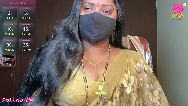 Snapshot of vani-09 chatting on February 17, 10:45 am vani-09 online show from February 17, 10:45 am