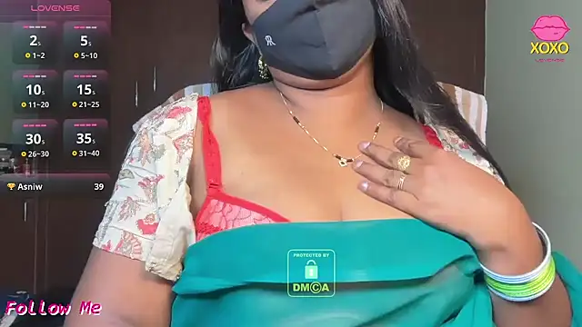 Snapshot of vani-09 chatting on March 7, 7:05 am vani-09 online show from March 7, 7:05 am