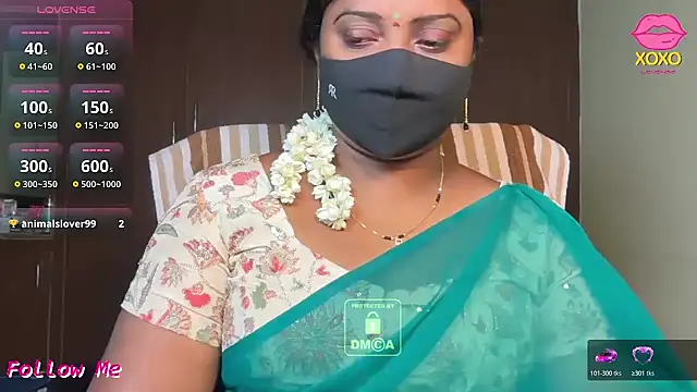 Snapshot of vani-09 chatting on March 11, 6:41 am vani-09 online show from March 11, 6:41 am