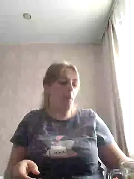 Lady nice cat online show from February 25, 3:42 am