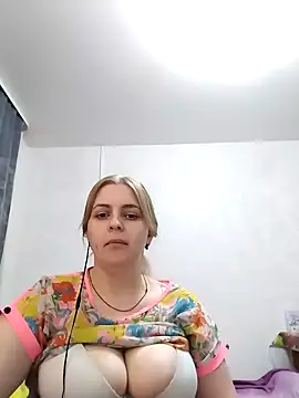 Lady nice cat online show from March 2, 3:05 pm