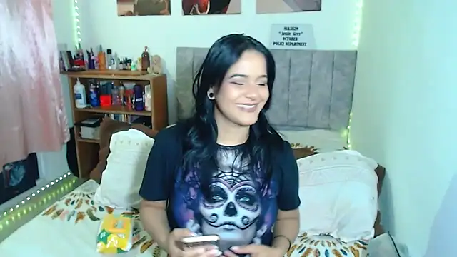 JossieGrey online show from January 21, 10:30 am