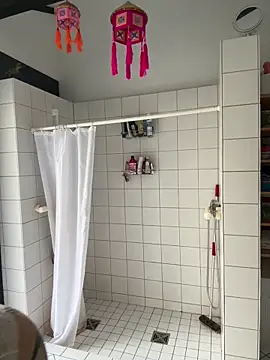 Snapshot of Stella-Kink chatting on November 12, 12:27 pm Stella-Kink online show from November 12, 12:27 pm