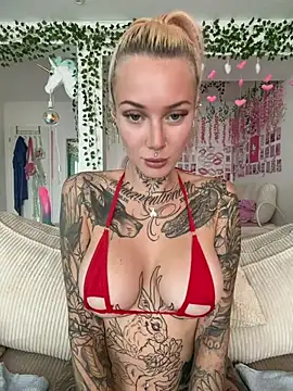 Snapshot of Stella-Kink chatting on June 26, 8:41 am Stella-Kink online show from June 26, 8:41 am