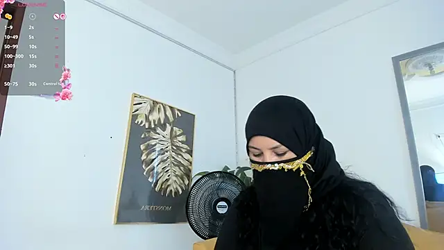 Amina hafsa online show from June 19, 8:34 pm
