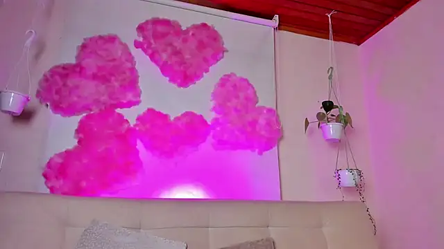 roselinedior online show from February 14, 8:15 pm