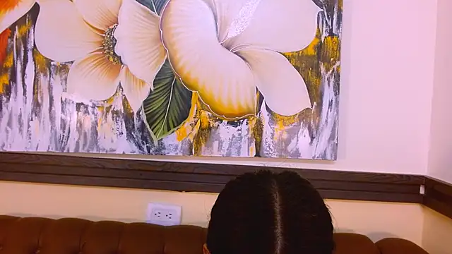 VeronicaRobles online show from November 7, 6:30 pm