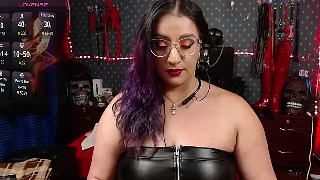 andreafetishx online show from January 12, 11:58 pm