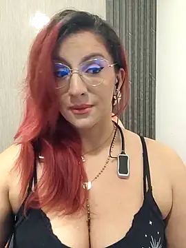 andreafetishx online show from August 6, 10:55 pm