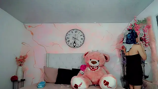 maria camilacms online show from February 11, 8:25 pm