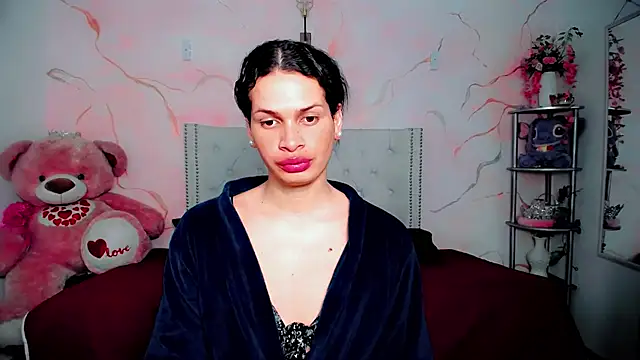 Snapshot of maria_camilacms chatting on July 23, 6:17 pm maria camilacms online show from July 23, 6:17 pm