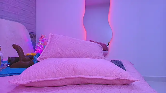 Snapshot of arl_chloee chatting on November 25, 3:06 am arl chloee online show from November 25, 3:06 am