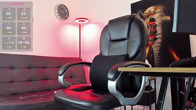 Nicolas Fellener online show from March 2, 4:36 am