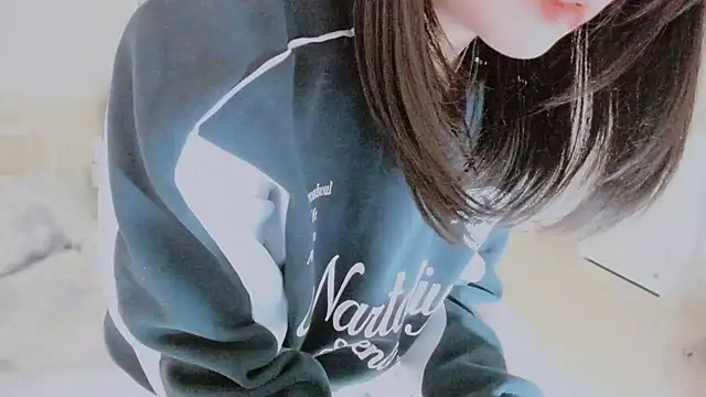 Snapshot of -Lucky_Girl chatting on October 11, 2:15 pm -Lucky Girl online show from October 11, 2:15 pm
