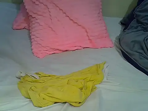 sweet veee online show from July 18, 9:07 pm