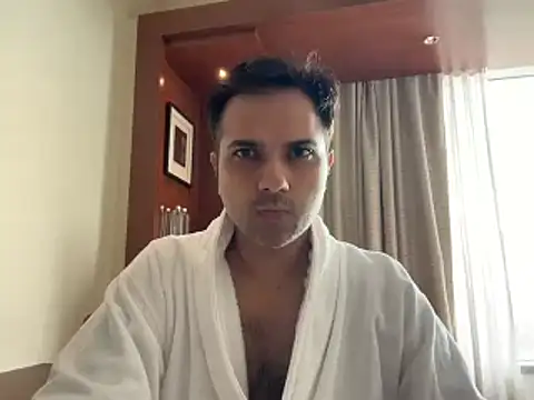 Snapshot of immog727 chatting on December 28, 7:44 am immog727 online show from December 28, 7:44 am