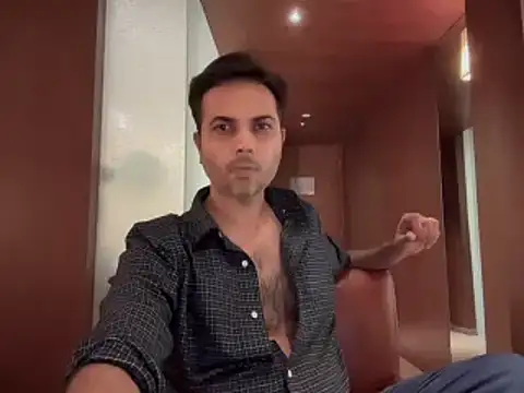 Snapshot of immog727 chatting on December 29, 1:06 pm immog727 online show from December 29, 1:06 pm