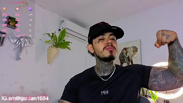 JordanSmiith  online show from November 29, 9:29 pm