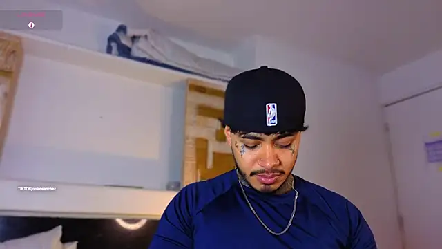 JordanSmiith  online show from January 14, 9:42 pm