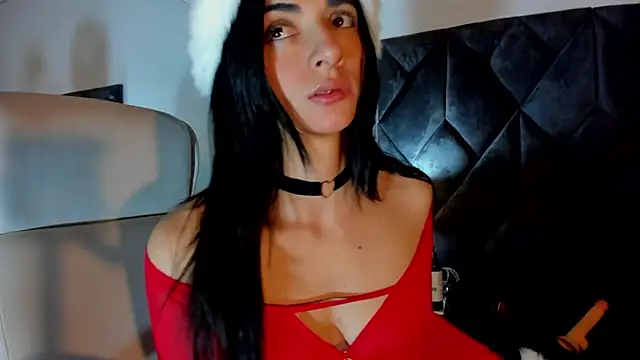 Snapshot of Linisprincehot69 chatting on December 22, 9:22 am Linisprincehot69 online show from December 22, 9:22 am