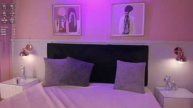 chloe watson  online show from May 1, 8:13 pm