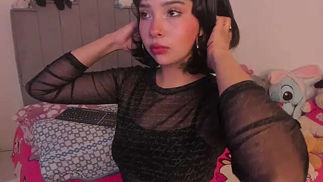 Snapshot of chloe_watson_ chatting on June 30, 5:58 pm chloe watson online show from June 30, 5:58 pm