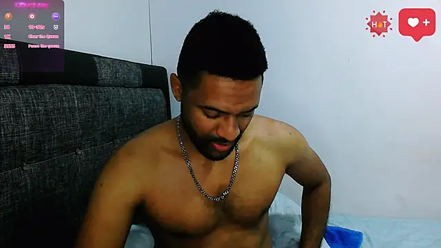 Snapshot of bbcblackhot34 chatting on February 19, 7:50 am bbcblackhot34 online show from February 19, 7:50 am