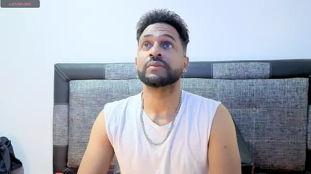 Snapshot of bbcblackhot34 chatting on October 3, 3:03 am bbcblackhot34 online show from October 3, 3:03 am