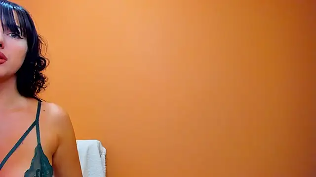 b3cky  online show from September 22, 5:09 am