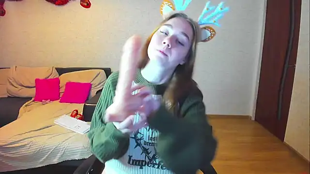 Snapshot of natali2550 chatting on December 15, 12:40 am natali2550 online show from December 15, 12:40 am