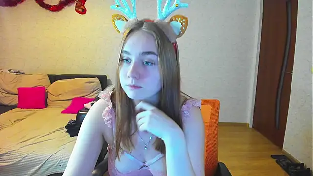 Snapshot of natali2550 chatting on December 15, 7:31 pm natali2550 online show from December 15, 7:31 pm