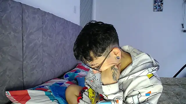 linda 33 online show from February 17, 3:51 pm