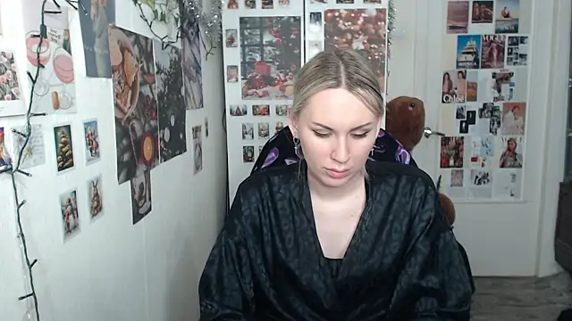 CapriScorpion online show from December 22, 6:15 pm